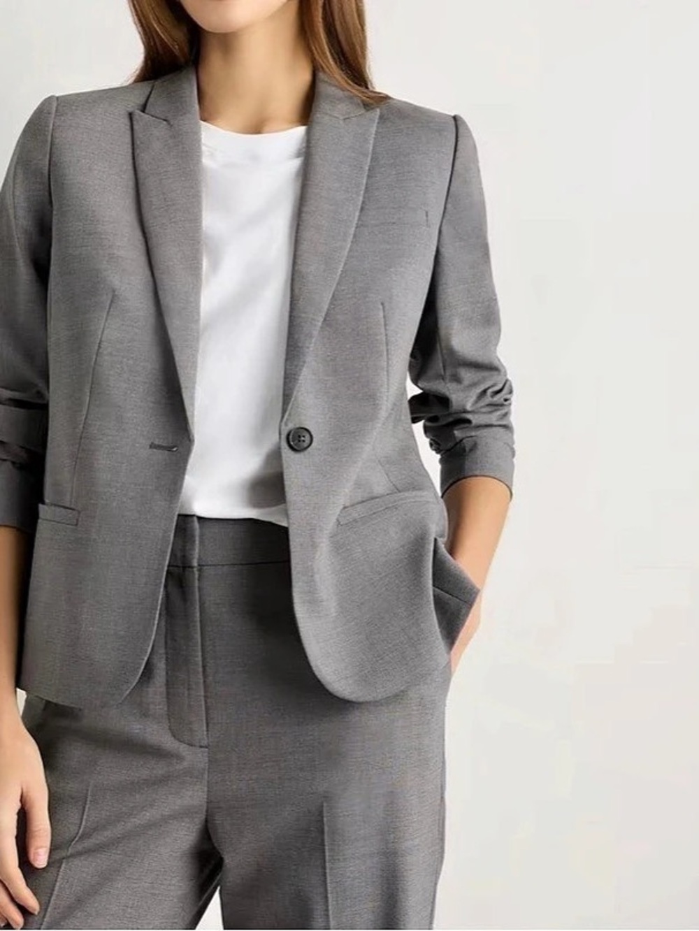 Ann Taylor Gray Blazer Size 2P Like New